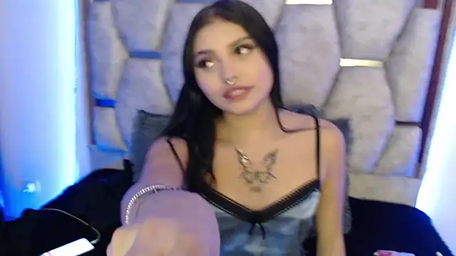 AnalyMilles online show from 02-16-26, 03:38