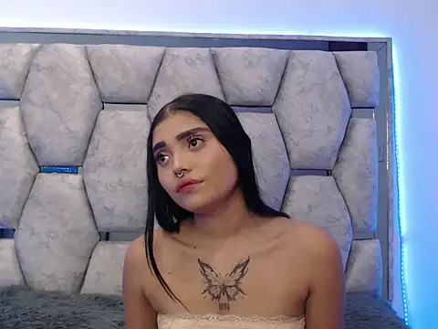 AnalyMilles online show from 10-23-25, 08:51