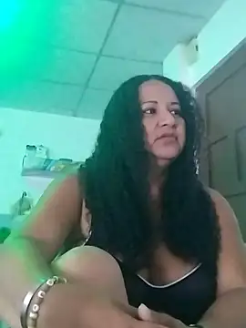 MEYBELLATINA online show from 03-05-26, 09:22