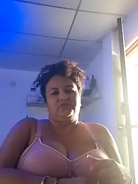 MEYBELLATINA online show from 04-10-26, 09:33