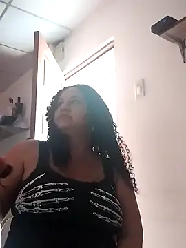 MEYBELLATINA online show from 04-04-26, 09:43