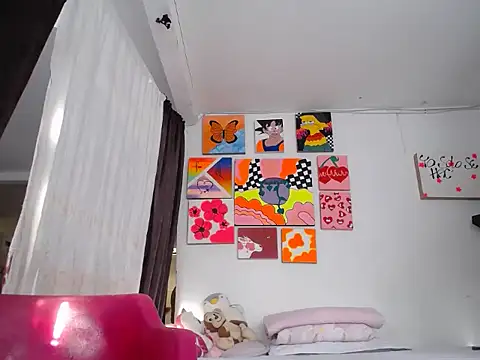 Nahomyyy online show from 11-19-25, 12:05