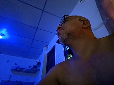 ANTHONYHOTT69 online show from 04-01-26, 10:07