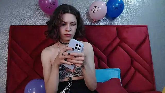 sophie blaake online show from 11-21-25, 03:16