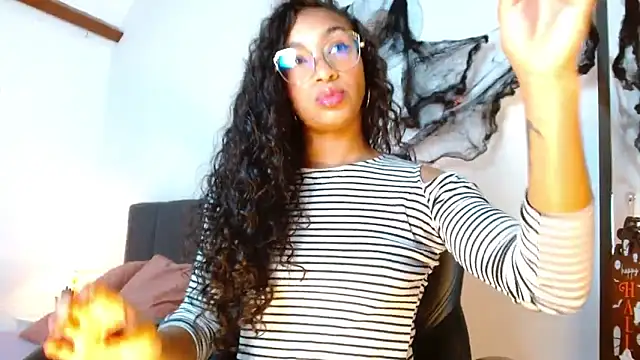 SashaBowei online show from 10-30-25, 01:26