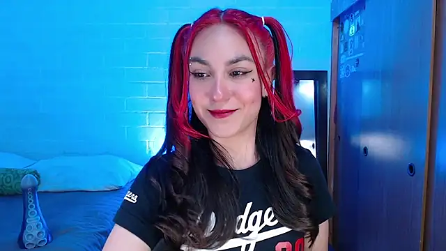 Amy66 online show from 03-25-26, 05:07
