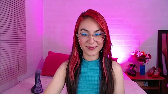 Snapshot of Amy66 chatting on 05-05-26, 07:55 Amy66 online show from 05-05-26, 07:55