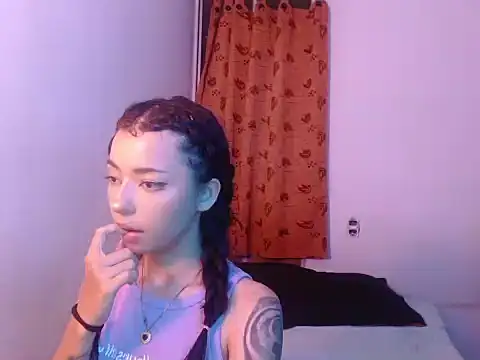 Snapshot of kiyusweetcrazy chatting on 10-10-25, 01:50 kiyusweetcrazy online show from 10-10-25, 01:50