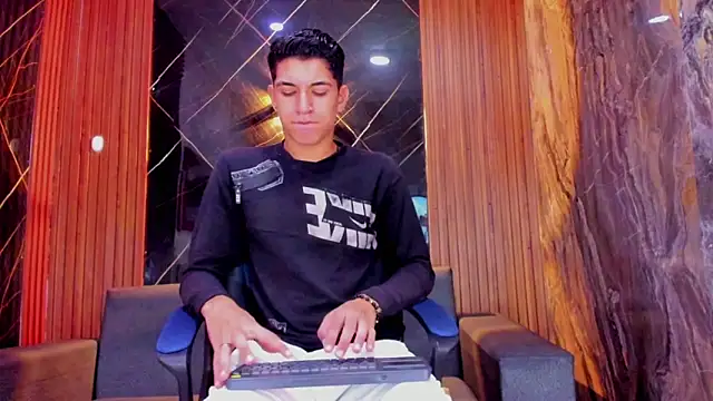 Stiben boy online show from 11-09-25, 03:43