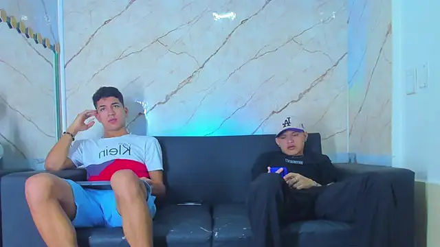 Stiben boy online show from 11-25-25, 03:51