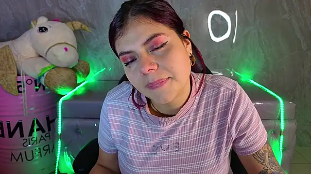 draviana a  online show from 02-11-26, 03:06