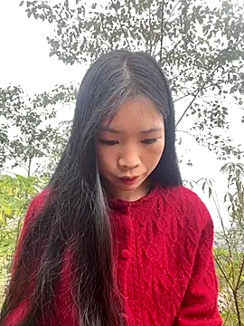 Snapshot of -mayhan11 chatting on 12-15-25, 09:04 -mayhan11 online show from 12-15-25, 09:04