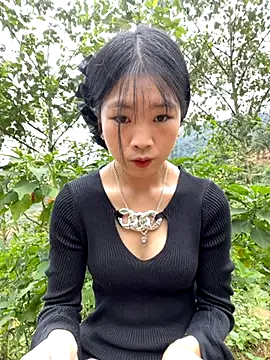 Snapshot of -mayhan11 chatting on 10-21-25, 04:34 -mayhan11 online show from 10-21-25, 04:34