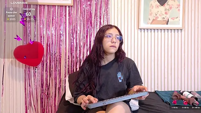 Abrilmirren online show from 02-19-26, 11:07