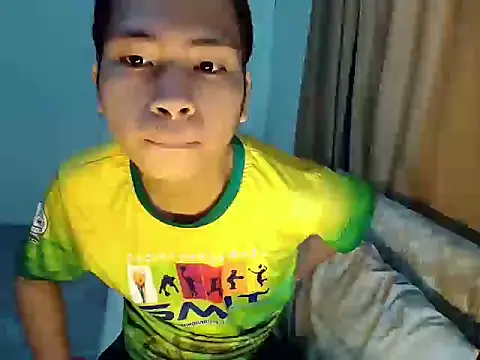 lulueraxxx online show from 10-19-25, 06:27