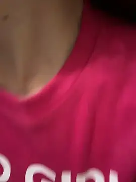 Quynhbabysexy online show from 04-15-26, 07:03