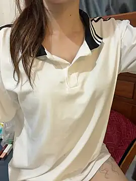 Quynhbabysexy online show from 05-16-26, 02:05