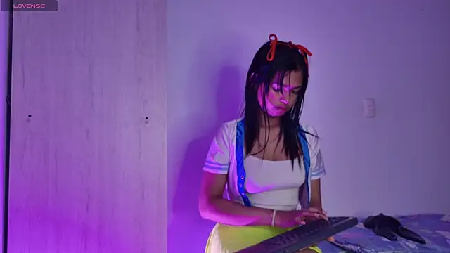 miamiller188 online show from 11-08-25, 12:03