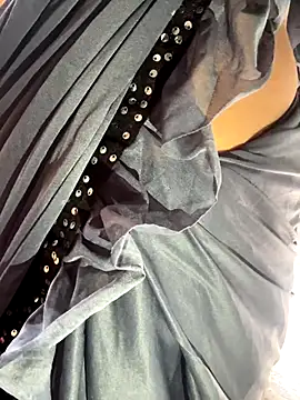 Lisa afreen online show from 12-23-25, 06:23