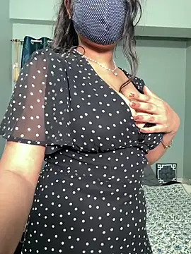 Lisa afreen online show from 05-08-26, 02:21