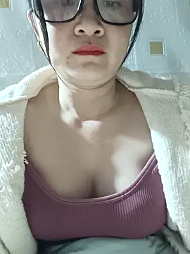 Paul-paul11 online show from 12-15-25, 10:48