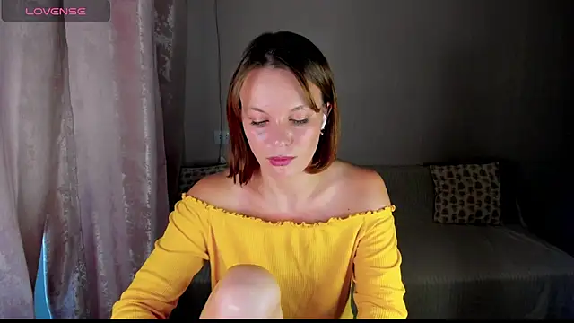 Snapshot of EvaCordy chatting on 09-25-25, 02:34 EvaCordy online show from 09-25-25, 02:34