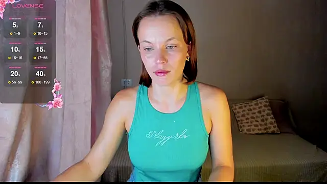 Snapshot of EvaCordy chatting on 09-26-25, 01:40 EvaCordy online show from 09-26-25, 01:40