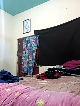 Sk3m veryhot online show from 11-21-25, 12:37