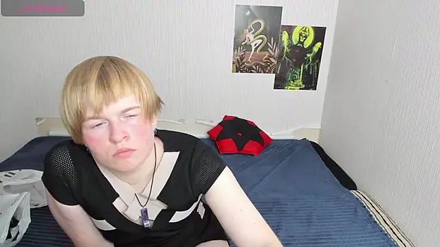 Cattie w  online show from 11-14-25, 01:20