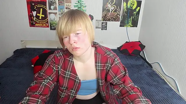 Cattie w  online show from 02-24-26, 01:17