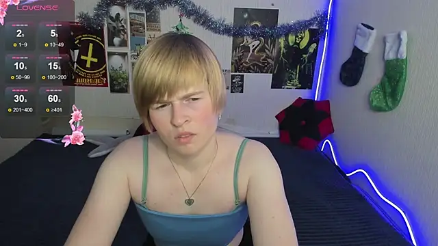 Cattie w  online show from 01-07-26, 01:10