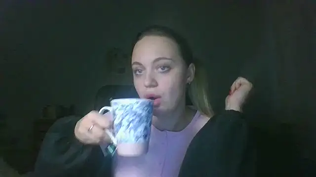 Snapshot of Cynoraye chatting on 02-20-26, 09:06 Cynoraye online show from 02-20-26, 09:06