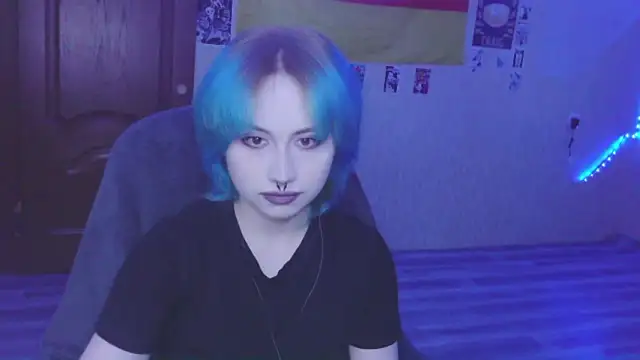 Snapshot of LeisaHopperstad chatting on 02-19-26, 02:14 LeisaHopperstad online show from 02-19-26, 02:14