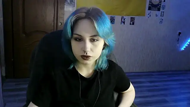 Snapshot of LeisaHopperstad chatting on 02-10-26, 02:16 LeisaHopperstad online show from 02-10-26, 02:16