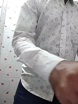 Snapshot of Pussy_fucker1307 chatting on 11-11-25, 09:15 Pussy fucker1307 online show from 11-11-25, 09:15