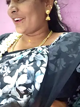 navyasree143 online show from 10-30-25, 01:31