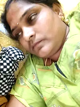 navyasree143 online show from 10-19-25, 05:54