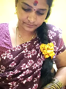 navyasree143 online show from 10-25-25, 02:28