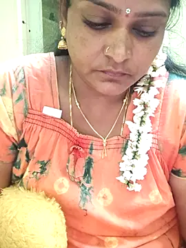 navyasree143 online show from 12-02-25, 11:39