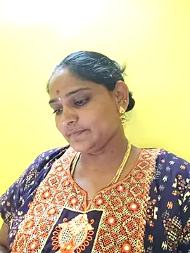 navyasree143 online show from 09-25-25, 04:13