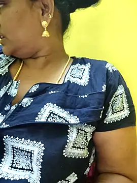 navyasree143 online show from 10-10-25, 09:37