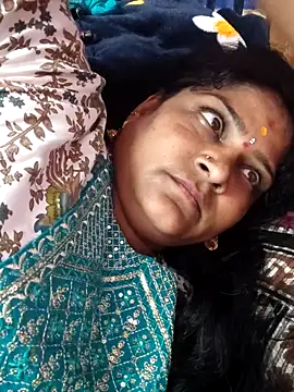 navyasree143 online show from 12-05-25, 08:02