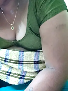 navyasree143 online show from 04-11-26, 12:40