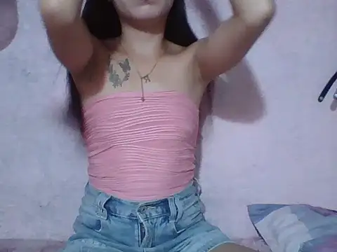 Snapshot of SweetPussie18x chatting on 06-26-26, 02:28 SweetPussie18x online show from 06-26-26, 02:28