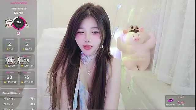 Coco-Di online show from 05-17-26, 02:33