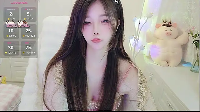 Snapshot of Coco-Di chatting on 07-13-26, 03:06 Coco-Di online show from 07-13-26, 03:06