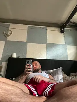 juan03065 online show from 06-08-26, 11:11