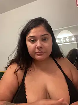 Snapshot of pmonie chatting on 10-13-25, 04:08 pmonie online show from 10-13-25, 04:08