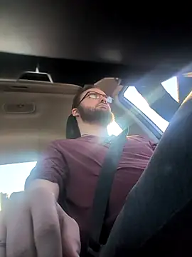 Snapshot of bear8t chatting on 11-05-25, 04:21 bear8t online show from 11-05-25, 04:21