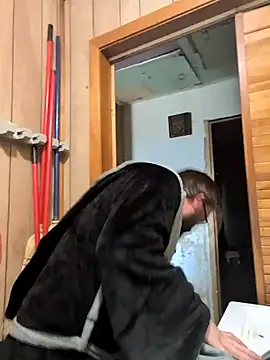 Snapshot of bear8t chatting on 02-12-26, 08:30 bear8t online show from 02-12-26, 08:30